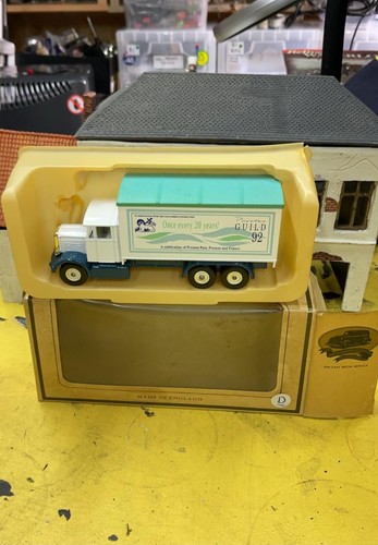 Lledo preston guild - lledo, truck