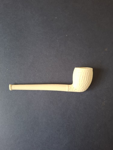 Antique clay pipe - antique, pipe.