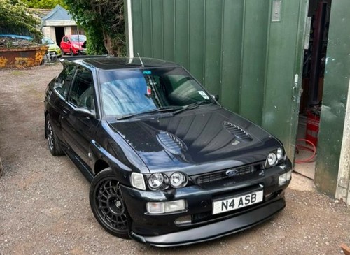 Ford escort cosworth lux - rs,