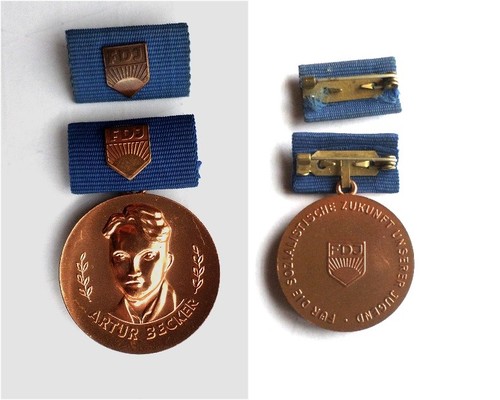 Ddr fdj medal artur becker - ddr,