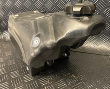 YAMAHA  YZ125 YZ250  2022-2025  USED OEM  TANK YZ5108