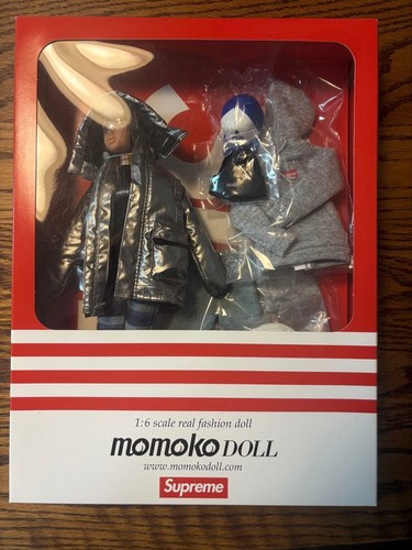 Momoko doll supreme - momoko,
