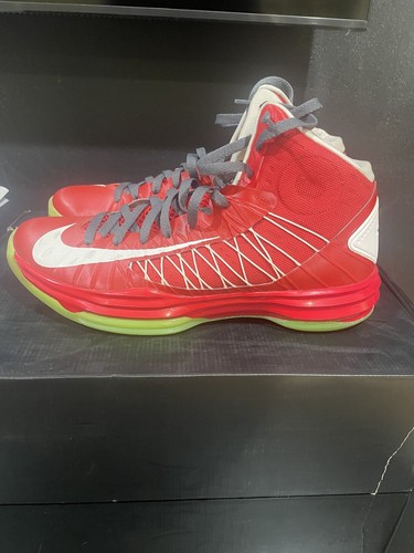 Size nike hyperdunk - 11.5,