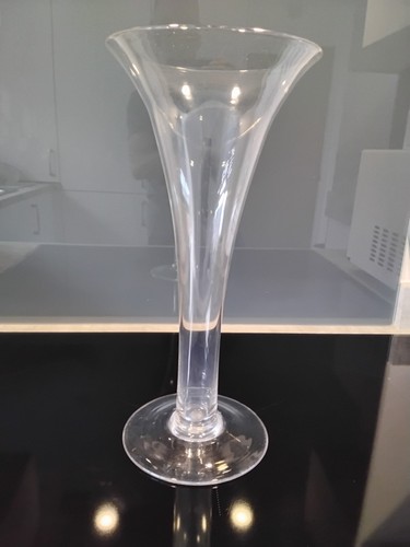 Victorian tall glass trumpet - tall,