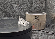 SWAROVSKI BEAGLE PUPPY PLAYING