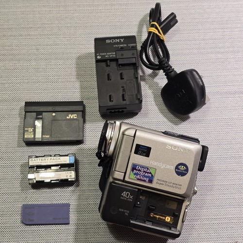 Sony handycam dcr - sony,