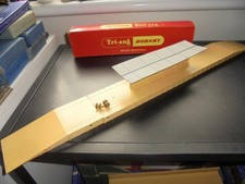 Hornby Dublo 5030 Island Platform Complete - TRI/ANG BOX