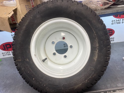 Rear stud wheel - rear, /