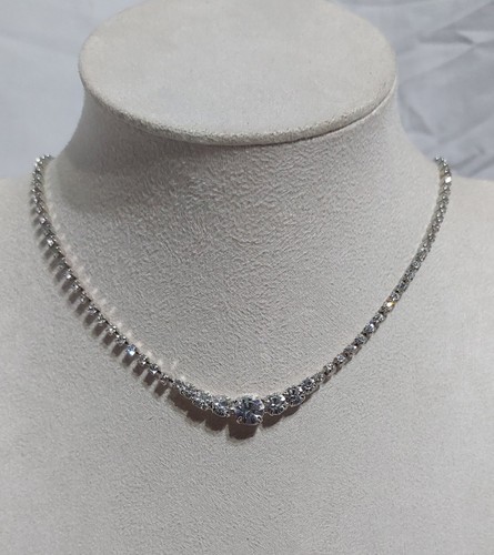 Silver tone claw set - silver,