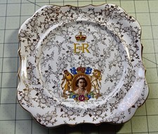 4230 Antique 1953 Queen