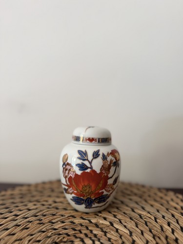Japanese arita imari - japanese,