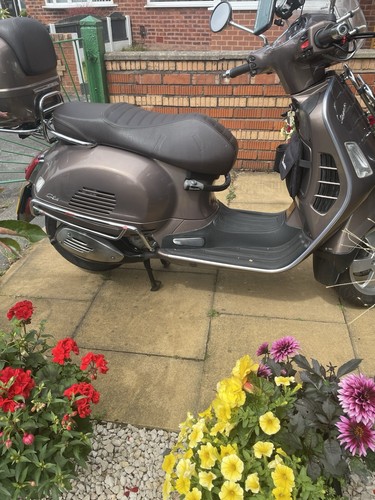 Vespa gts 300 touring brown - vespa,