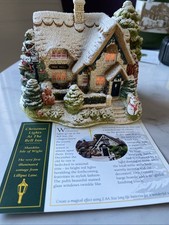 ‘Christmas Lights At The Bell Inn’ Lilliput Lane Christmas