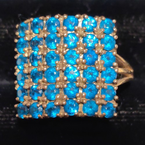 9ct 375 gold blue stone - 9ct,