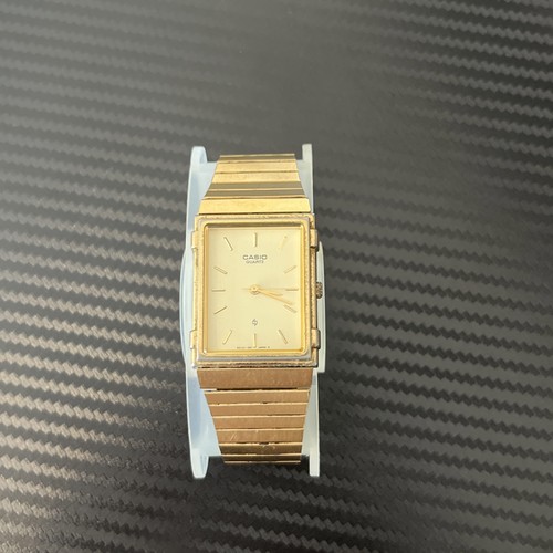 Vintage casio men - casio, tank