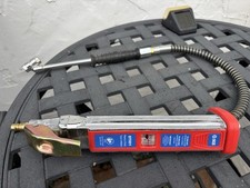 SGS Airline Tyre Inflator 2 Stage Trigger Linear Gauge 500 Lt/Min Flow .53m Hose