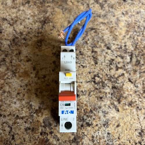 Eaton amp curve 10ka 30ma - c,