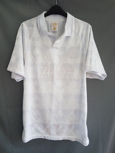 Aston villa retro whiteout - villa,