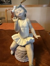 Lladro Little Ballet Girl