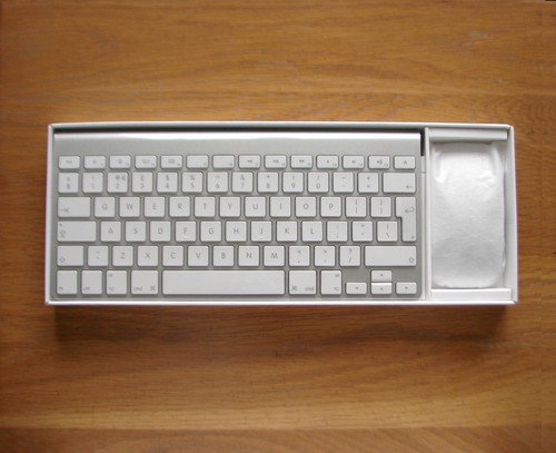 Apple wireless keyboard - apple,