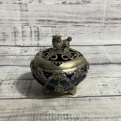 Blue ceramic metal dog - metal,