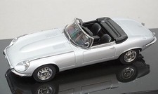 AUTOart 1/43 Jaguar E-Type