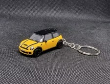 1:76 DIECAST MODEL CARS, New mini Cooper KEYRINGS. GREAT GIFTS.