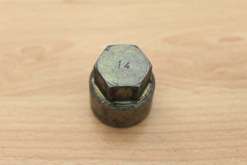 Locking wheel nut removal key - locking,