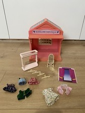 Sylvanian Families Madeline's Boutique With Accessories