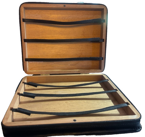 Travel cigar case leather - -,