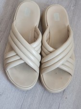 Genuine Fitflops Size 6.5 