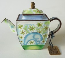 Charlotte Di Vita Teapot