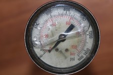 Vintage fluid pressure gauge 55mm 0-1500 PSI 0-100 Bar Untested