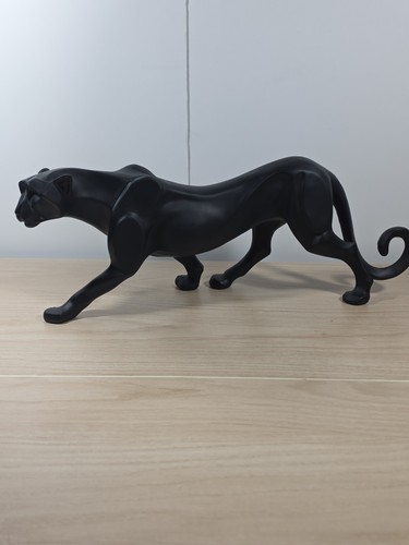 Large modern stalking black - modern,