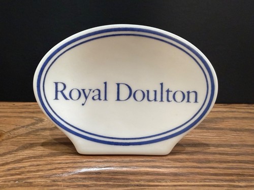 Royal doulton porcelain dealer - royal,