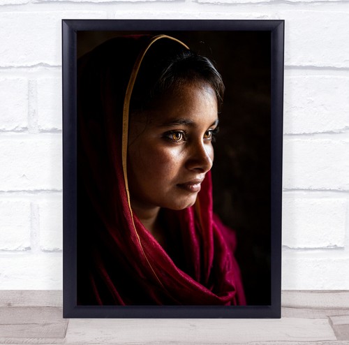 Beautiful peasant woman - peasant, red