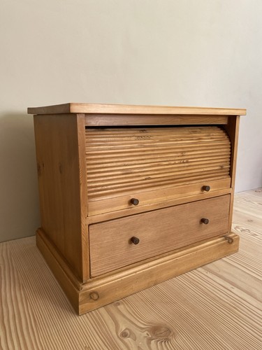 1940s solid pine - solid,