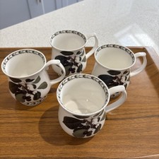 Queens Fine Bone China RHS