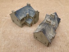 (151) N Gauge Pair of resin buildings - fully painted