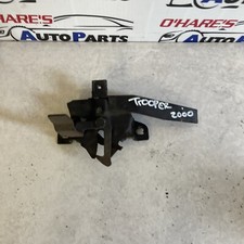 Isuzu Trooper Mk3 Bonnet Lock Catch 2000