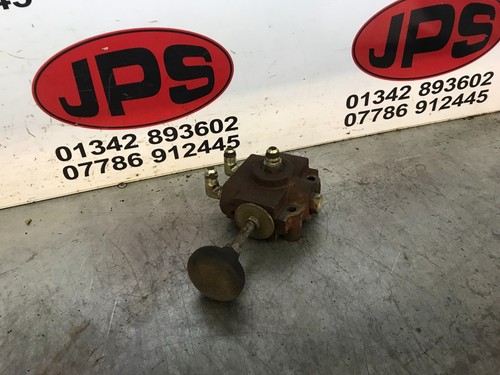 Hydraulic spool valve - , x