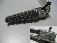 Footrest pillion rest detent