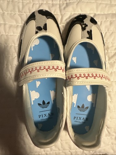 Adidas disney pixar - disney, story
