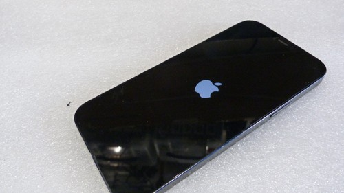 Iphone 64gb midnight black - 12,