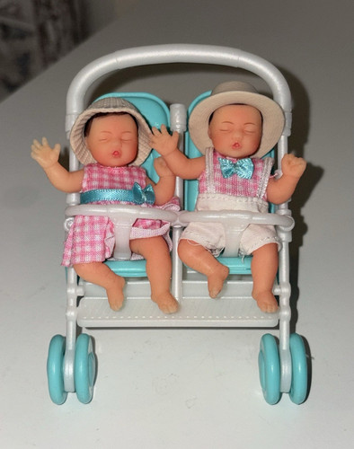Ultra rare mini brands twin - rare,