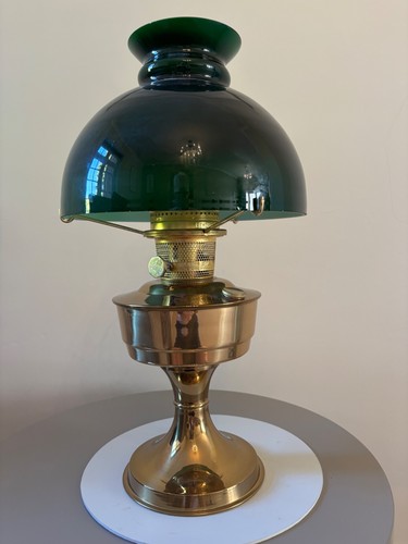 Aladdin oil lamp with dark - aladdin,