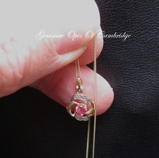 9k 9ct Gold Red Spinel Pendant