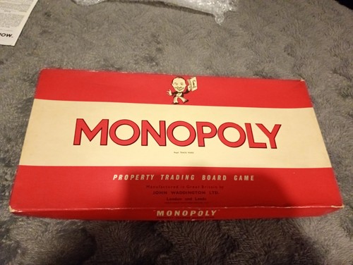 Vintage 1961 monopoly board - 1961,