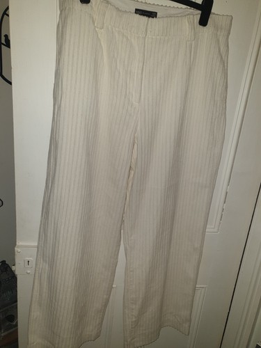 Ladies ivory colour wide - , leg