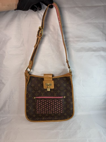 Louis vuitton monogram - louis,
